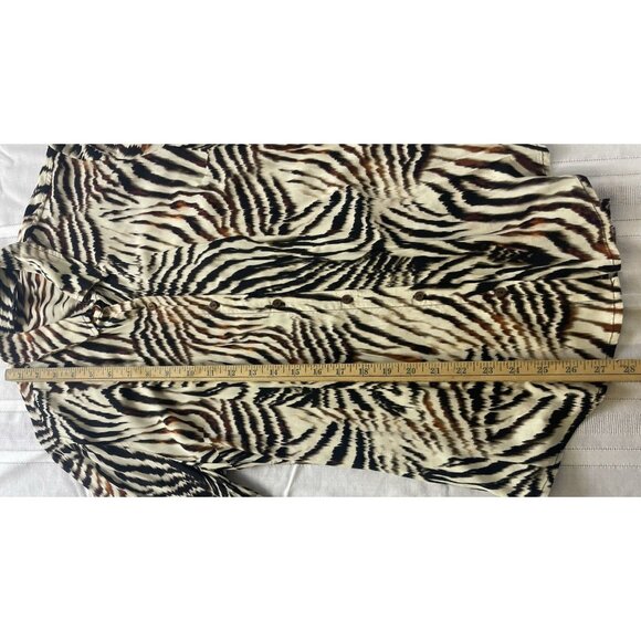 Liverpool Los Angeles Blouse Button Up Allover Patchwork Animal Print Size M NWT - Picture 14 of 16